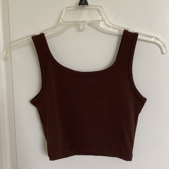 brown, black, and tan tank tops - Picture 2 of 3